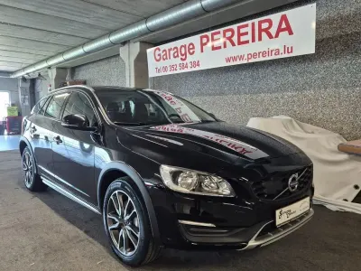 Gebraucht Volvo V60 CC 150 PS (110 kW) 2016 Schwarz Kombi