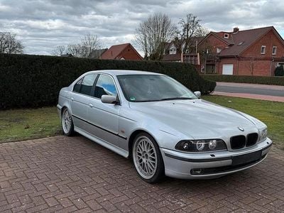 Gebraucht BMW 530 184 PS (135 kW) 1999 Silber Limousine