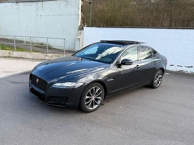 Gebraucht Jaguar XF Prestige 179 PS (131 kW) 2016 Grau Limousine