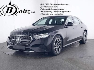 Obsidianschwarz (metallic) Gebraucht 2024 Mercedes E200 Avantgarde Limousine | 45.499 € (Fairer Preis)
