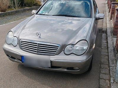 Mercedes C200