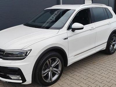 Weiß Gebraucht 2017 VW Tiguan Highline SUV | 20.999 € (Etwas zu teuer)