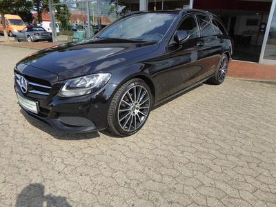 Gebraucht Mercedes C180 Avantgarde 156 PS (114 kW) 2018 Schwarz Limousine