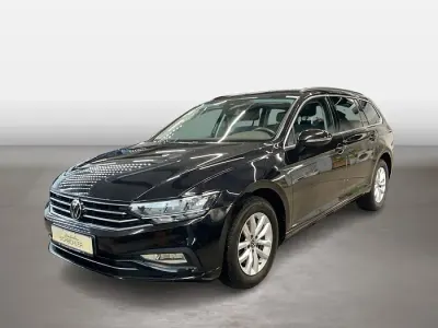 Gebraucht VW Passat Business 150 PS (110 kW) 2024 Deep black perleffekt Kombi
