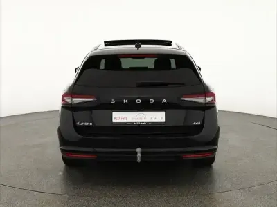 Gebraucht Skoda Superb Selection 193 PS (141 kW) 2024 Schwarz Kombi