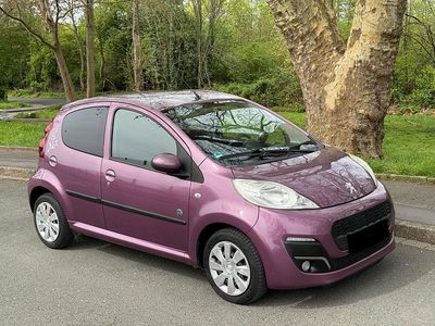 Usata Peugeot 107 Envy 68 CV (50 kW) 2012 Viola Utilitaria