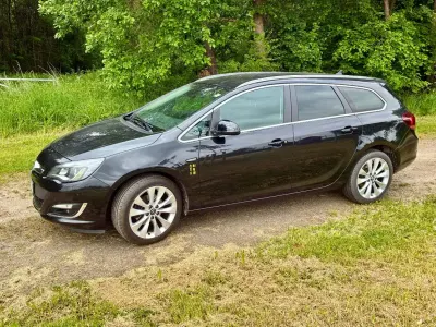 Gebraucht Opel Astra 136 PS (100 kW) 2016 Schwarz Kombi