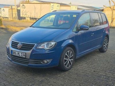 Blau Gebraucht 2010 VW Touran Freestyle Van / Kleinbus | 1.490 € (Superpreis)