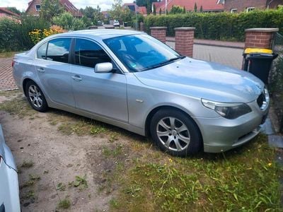 BMW 523
