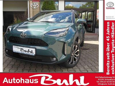 Everest green metallic Neu 2025 Toyota Yaris Cross SUV | 28.481 € (Guter Preis)