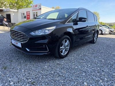 Second-hand Ford S-MAX Titanium 150 CP (110 kW) 2021 Negru Monovolum