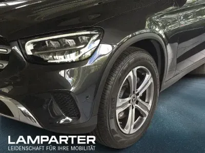 Gebraucht Mercedes GLC220 194 PS (142 kW) 2022