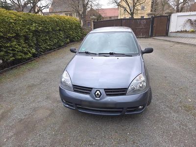 Gebraucht Renault Clio II 75 PS (55 kW) 2007 Blau Kleinwagen