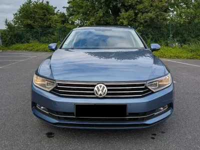 Gebraucht VW Passat Comfortline 150 PS (110 kW) 2015 Blau Kombi