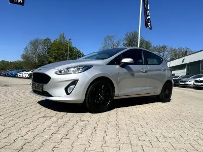 Usata Ford Fiesta Cool & Connect 86 CV (63 kW) 2020 Argento Utilitaria