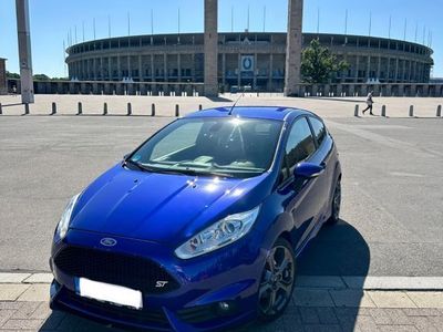 Gebraucht Ford Fiesta Sport 182 PS (133 kW) 2015 Blau Kleinwagen