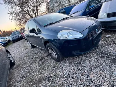 Używany Fiat 500 75 KM (55 kW) 2006 Niebieski Hatchback