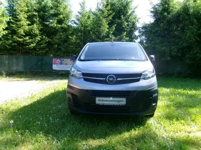 Używany Opel Vivaro 120 KM (88 kW) 2021 Szary Minivan
