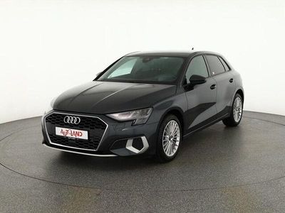 Grau Gebraucht 2022 Audi A3 Comfort Limousine | 22.990 € (Fairer Preis)