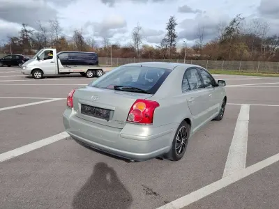 Gebraucht Toyota Avensis Terra 90 PS (66 kW) 2006 Limousine