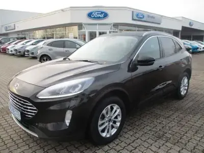 Gebraucht Ford Kuga Titanium 150 PS (110 kW) 2022 Schwarz SUV