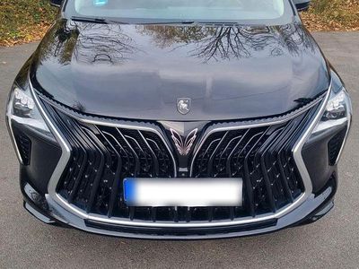 Gebraucht DFSK Forthing 4 177 PS (130 kW) 2024 Schwarz Van / Kleinbus