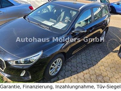 Gebraucht Hyundai i30 120 PS (88 kW) 2018 Schwarz Kombi