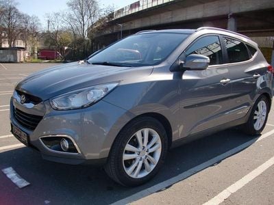 Gebraucht Hyundai Tucson 184 PS (135 kW) 2011 Grau SUV