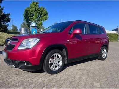 Begagnad Chevrolet Orlando 163 HK (119 kW) 2012 Röd Minibuss