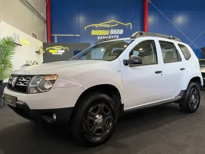 Gebraucht Dacia Duster Basis 114 PS (83 kW) 2017 Gletscherweiss SUV