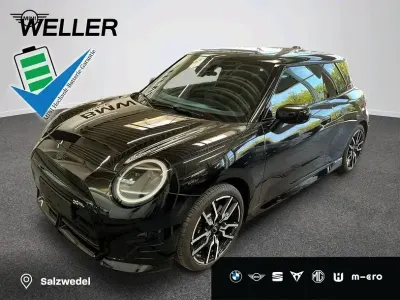 Usata Mini Cooper SE 160 kW (218 CV) 2025 Nero Utilitaria