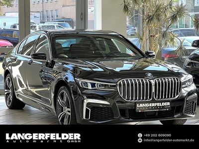Gebraucht BMW 745 M Sport 394 PS (289 kW) 2020 Black sapphire metallic Limousine