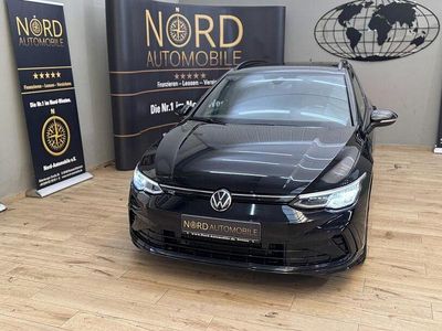 Gebraucht VW Golf VIII R-line 150 PS (110 kW) 2022 Deep black perleffek (metallic) Kombi