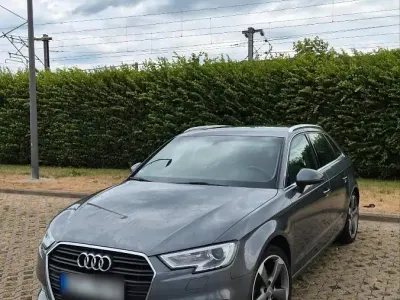 Gebraucht Audi A3 S-Line 116 PS (85 kW) 2019 Grau Limousine
