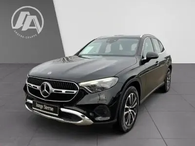 Gebraucht Mercedes GLC220 Avantgarde 197 PS (144 kW) 2023 Schwarz SUV