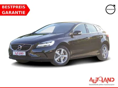 Gebraucht Volvo V40 122 PS (89 kW) 2017 Schwarz Limousine