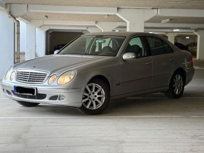 Mercedes E220