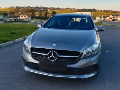 Gebraucht Mercedes A180 Edition 122 PS (89 kW) 2016 Grau Kleinwagen