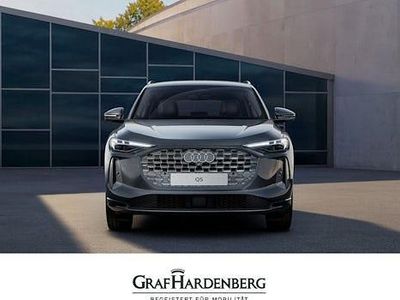 Neu Audi Q5 Comfort 299 PS (219 kW) 2025 Grau SUV