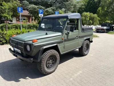 Używany Mercedes G240 72 KM (52 kW) 1985 Zielony SUV