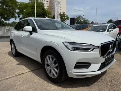 Gebraucht Volvo XC60 Momentum 190 PS (139 kW) 2019 Weiß SUV