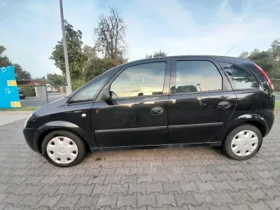 Gebraucht Opel Meriva 86 PS (63 kW) 2003 Schwarz Van / Kleinbus