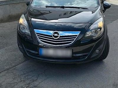 Second-hand Opel Meriva 140 CP (102 kW) 2011 Negru Monovolum