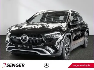 Second-hand Mercedes GLA200 163 CP (119 kW) 2025 Negru SUV