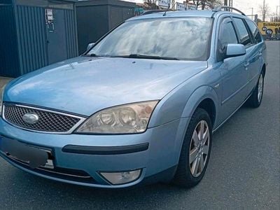Gebraucht Ford Mondeo 145 PS (106 kW) 2004 Blau Kombi