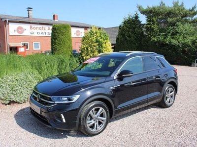 Gebraucht VW T-Roc R-line 150 PS (110 kW) 2023 Deep black pearlescent SUV