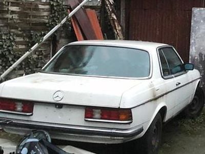 Gebraucht Mercedes 280 185 PS (136 kW) 1984 Weiß Coupé