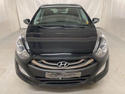 Schwarz Gebraucht 2012 Hyundai i30 Style Kombi | 1.800 €
