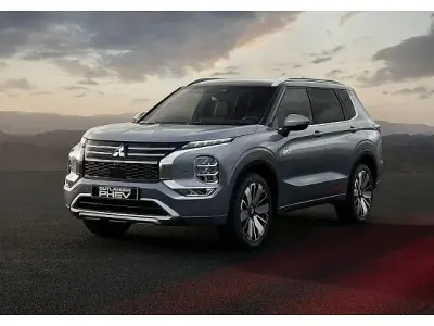 Używany Mitsubishi Outlander P-HEV Top 306 KM (225 kW) 2025 Szary SUV