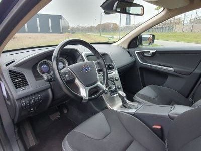 Gebraucht Volvo XC60 Momentum 163 PS (119 kW) 2013 Blau metallic SUV